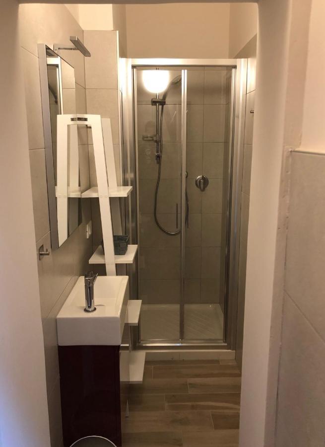 Triquetra Hotel Ferrara Luaran gambar