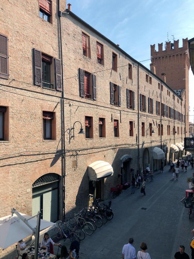 Triquetra Hotel Ferrara Luaran gambar